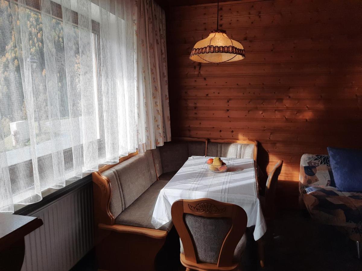 シュピスHaus Bergblickアパートメント エクステリア 写真